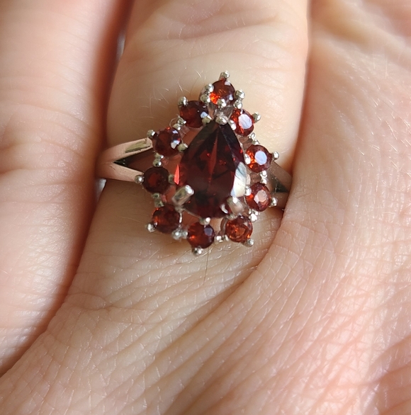 Red Garnet Cluster Ring In Sterling Silver - Picture 2 of 7